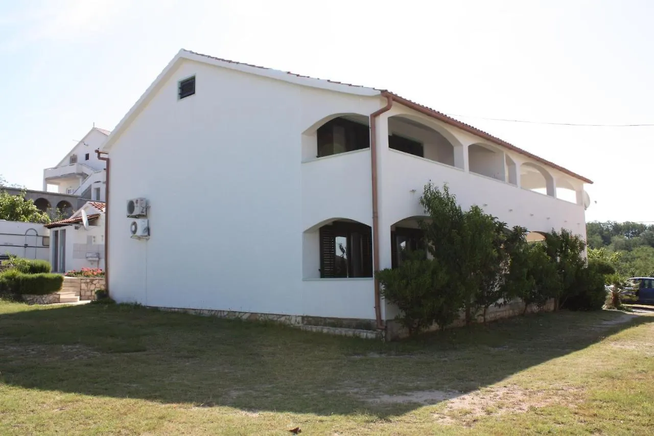 Apartments For Families With Children Lopar, Rab - 5024